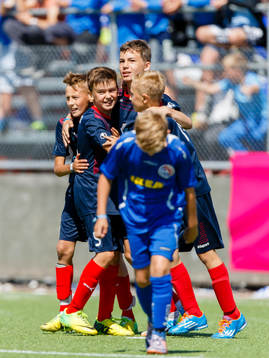 Final i B11, TJK Legion Tallinn jublar