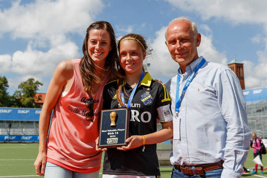 Final i G12 mellan AIK FF och JSSL Arsenal Singapore,