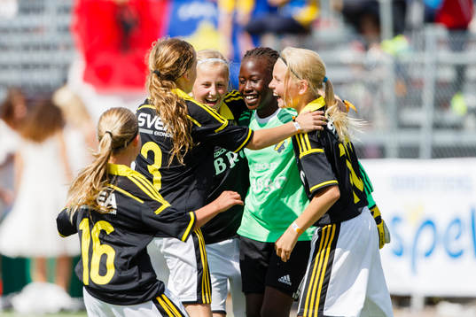 Final i G12 mellan AIK FF och JSSL Arsenal Singapore, AIK