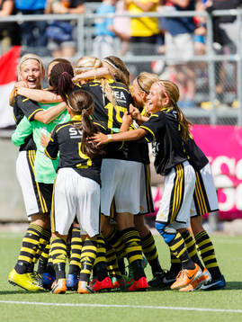 Final i G12 mellan AIK FF och JSSL Arsenal Singapore, AIK
