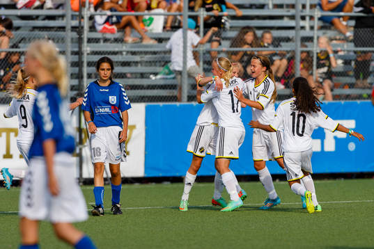 Final i G13 mellan Greve Fodbold och AIK FF, AIK jublar
