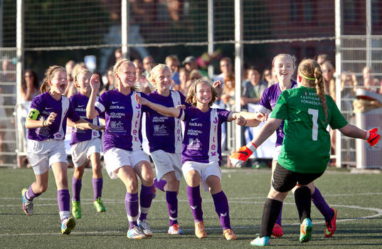 Jitex spelare jublar