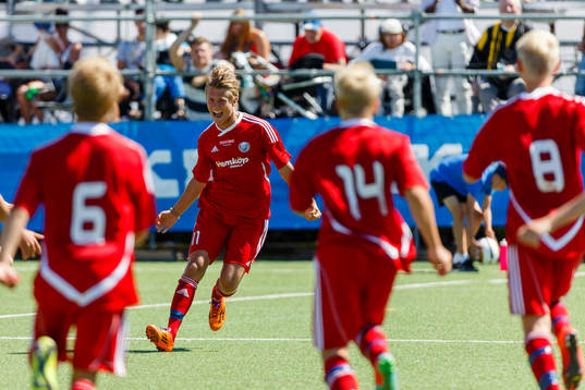 Final i B16 mellan HK 1 och Onsala BK, Onsala jublar