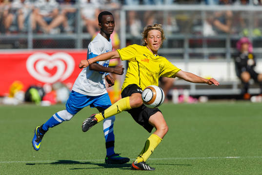 Final i B17E Tipselit Trophy mellan Mjällby AIF och Right