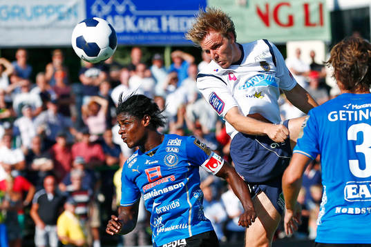 Gefles Johan Oremo mot Halmstads Joseph Baffo