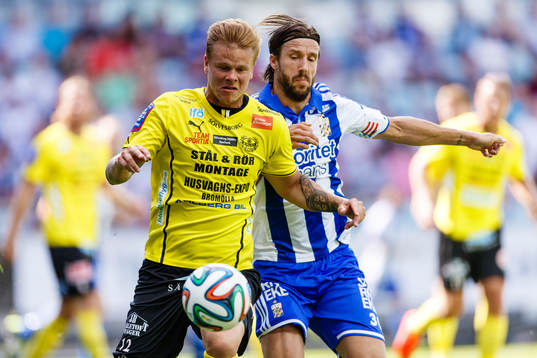 Mjällbys David Löfquist och IFK Göteborgs Mattias