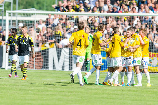 Falkenbergs Stefan Rodevåg jublar