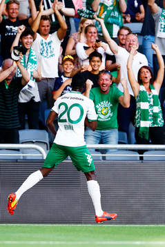 Hammarbys Amadaiya Rennie jublar