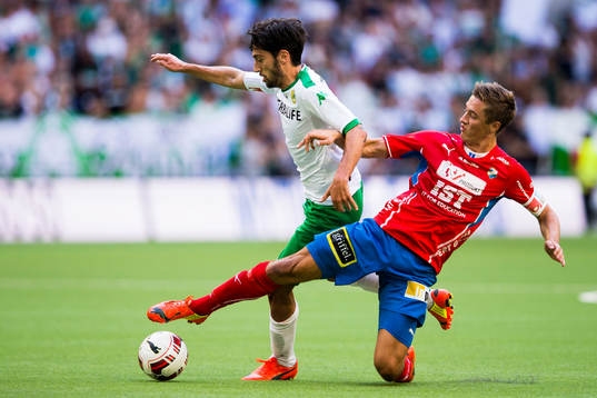 Hammarbys Nahir Besara och Östers Johan Andersson