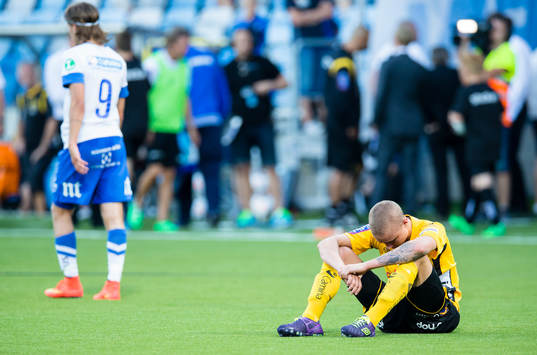 Elfsborgs Sebastian Holmén ser deppig ut