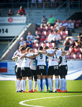 Örebro innan avspark i fotbollsmatchen i Allsvenskan