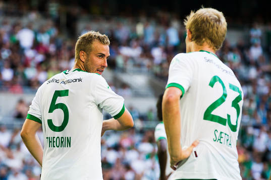 Hammarbys Daniel Theorin talar med Lars Sætra