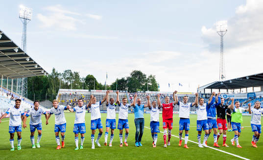 Norrköpings spelare tackar publiken