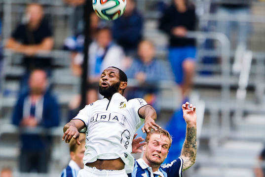 Häckens Rene Makondele och Djurgårdens Aleksander