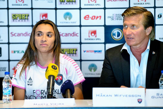 Marta Vieira da Silva och Ordförande Håkan Wifesson