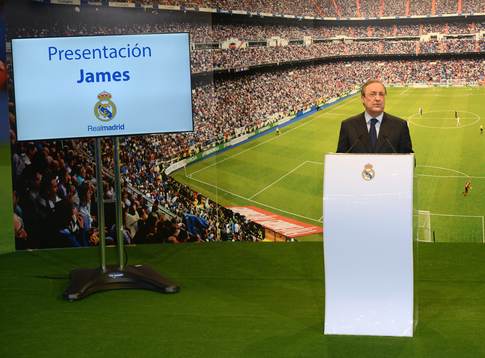 JAMES RODRIGUEZ Presentation at Real Madrid.Santiago
