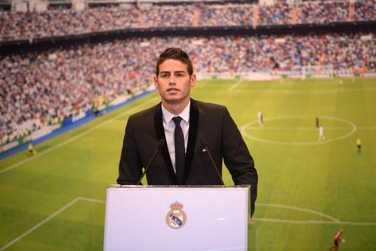 JAMES RODRIGUEZ Presentation at Real Madrid.Santiago