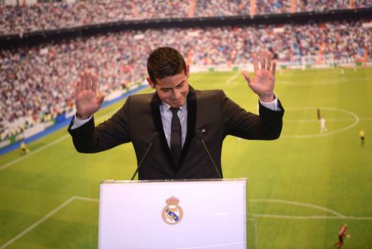 JAMES RODRIGUEZ Presentation at Real Madrid.Santiago