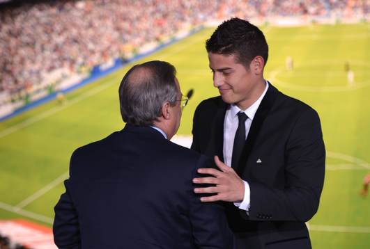 JAMES RODRIGUEZ Presentation at Real Madrid.Santiago