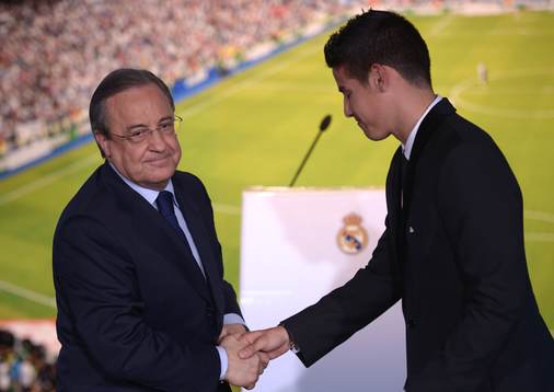 JAMES RODRIGUEZ Presentation at Real Madrid.Santiago