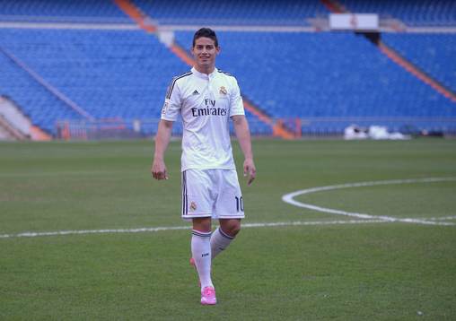 JAMES RODRIGUEZ Presentation at Real Madrid.Santiago