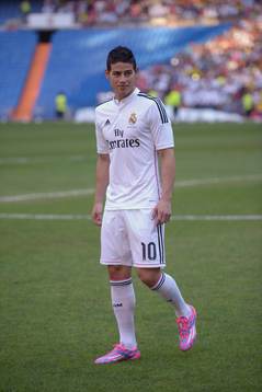 JAMES RODRIGUEZ Presentation at Real Madrid.Santiago