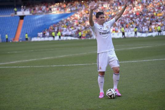 JAMES RODRIGUEZ Presentation at Real Madrid.Santiago