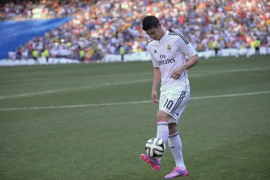 JAMES RODRIGUEZ Presentation at Real Madrid.Santiago