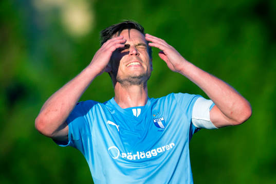 Malmö FFs Markus Rosenberg reagerar