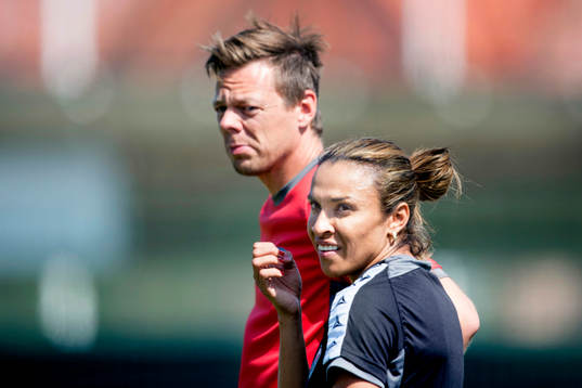 Rosengårds tränare Markus Tilly och Marta Vieira da Silva
