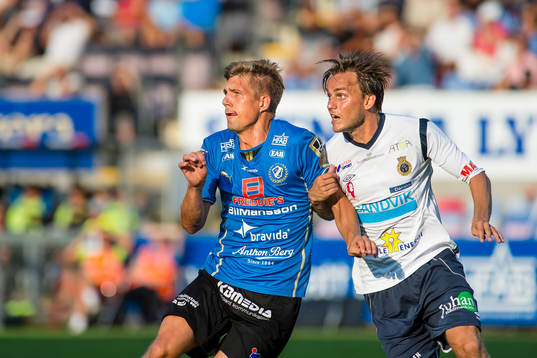 Halmstads Mikael Boman och Gefles Skuli Jon Fridgeirsson
