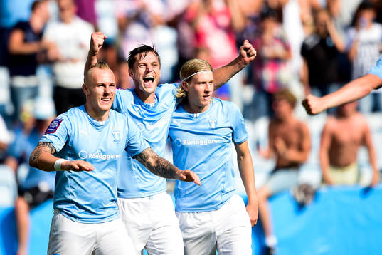 Malmö FFs Markus Rosenberg (m) jublar