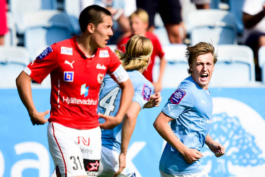 Malmö FFs Emil Forsberg jublar