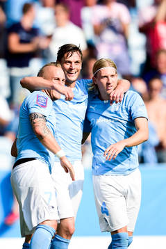 Malmö FFs Markus Rosenberg (m) jublar