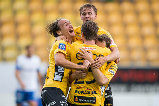 Elfsborgs spelare jublar