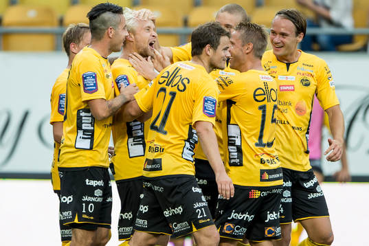 Elfsborgs spelarna jublar