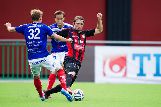 Brommapojkarnas Dardan Rexhepi utmnar Åtvidabergs Martin