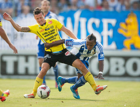 Mjällbys Kristian Haynes och IFK Göteborgs May Mahlangu i