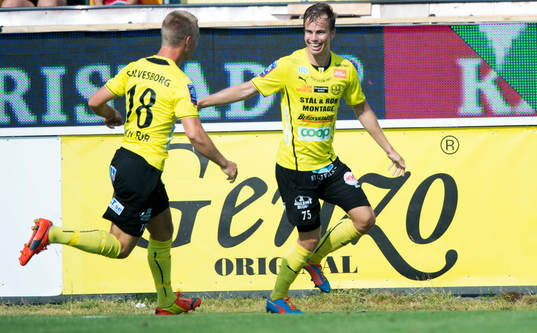 Mjällbys Andreas Blomqvist jublar