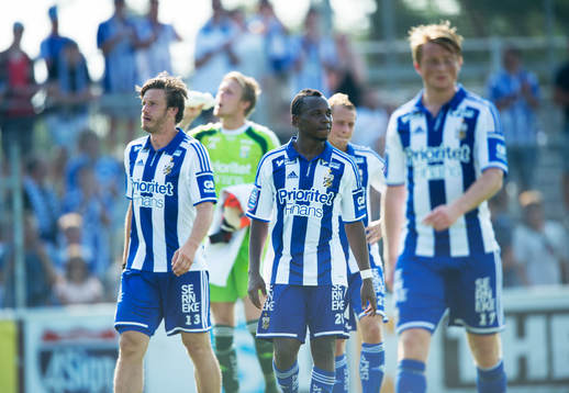 IFK Göteborg lämnar plan