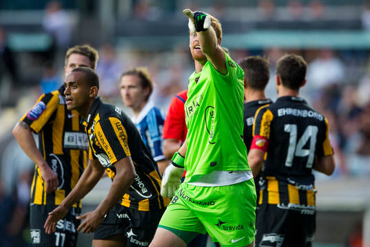 Häckens målvakt Christoffer Källqvist upprörd