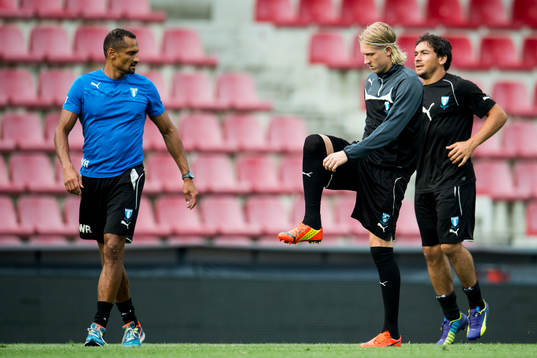 Malmö FFs Simon Kroon (tv) och Ricardo Ferreira Da Silva