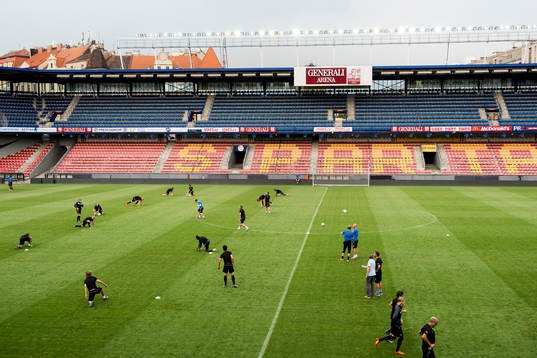 Malmö FF tränar på Generali Arena