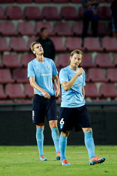 Malmö FFs Markus Halsti och Johan Hammar deppar