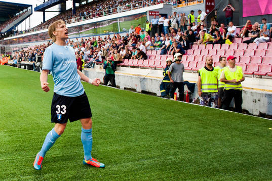 Malmö FFs Emil Forsberg jublar