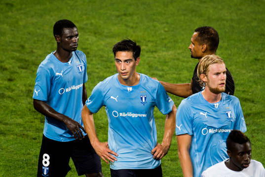 Malmö FFs Enock Kofi Adu (tv) Amin Nazari (m) och Filip