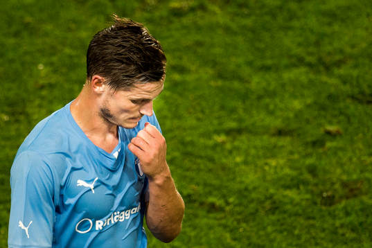 Malmö FFs Markus Rosenberg deppar när han lämnar planen