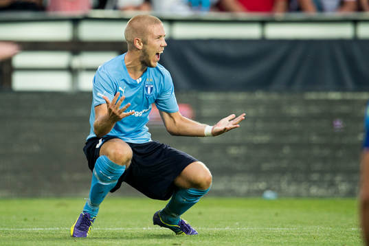 Malmö FFs Anton Tinnerholm jublar
