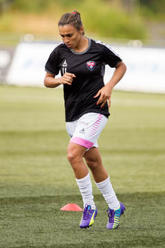 Rosengårds Marta Vieira da Silva värmer upp