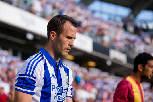 IFK Göteborgs Hjalmar Jonsson på väg in till